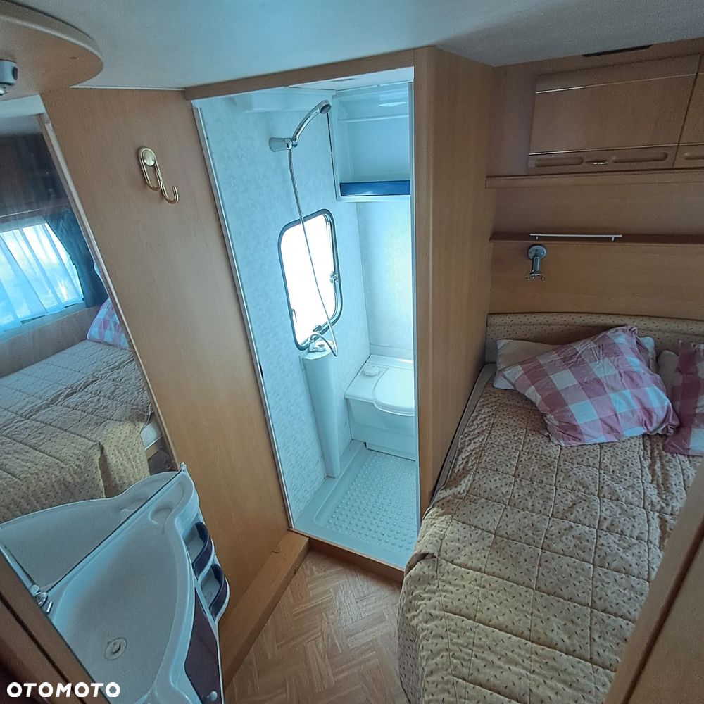 Adria Unica Exlusiv 562up - 18