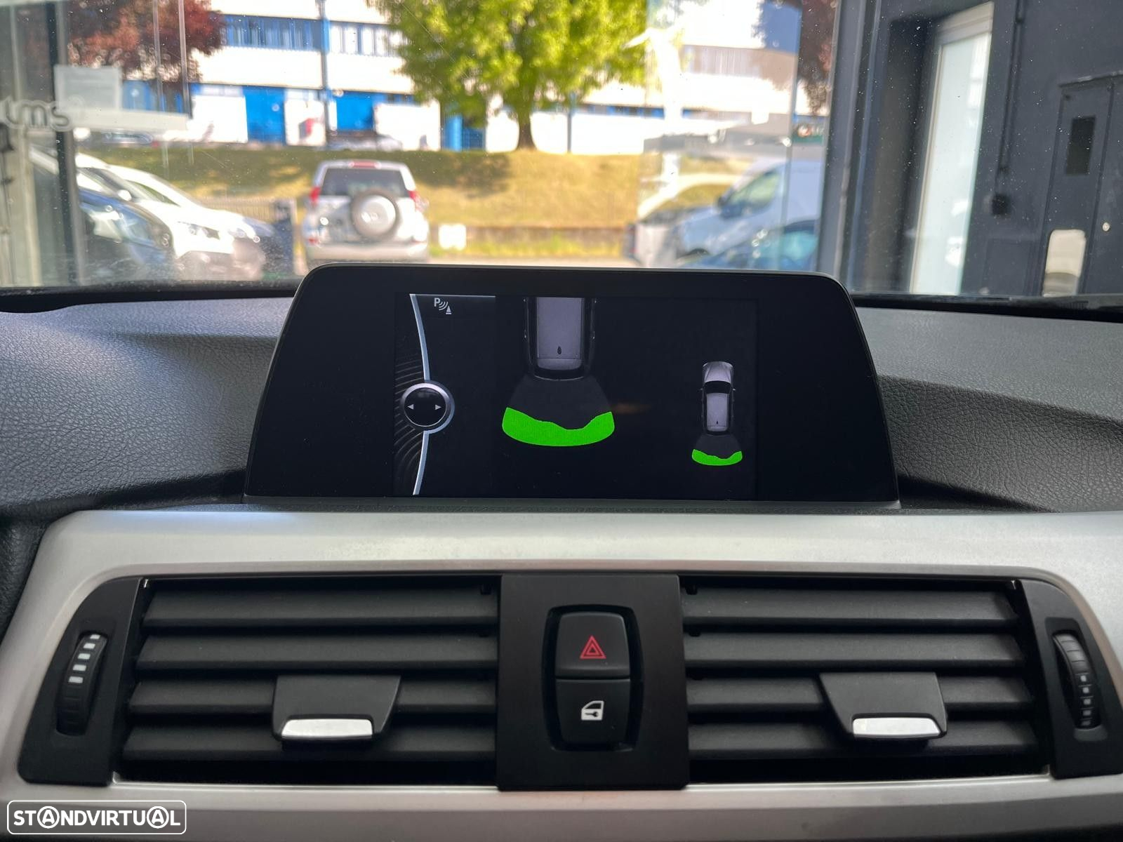BMW 318 d Touring - 22