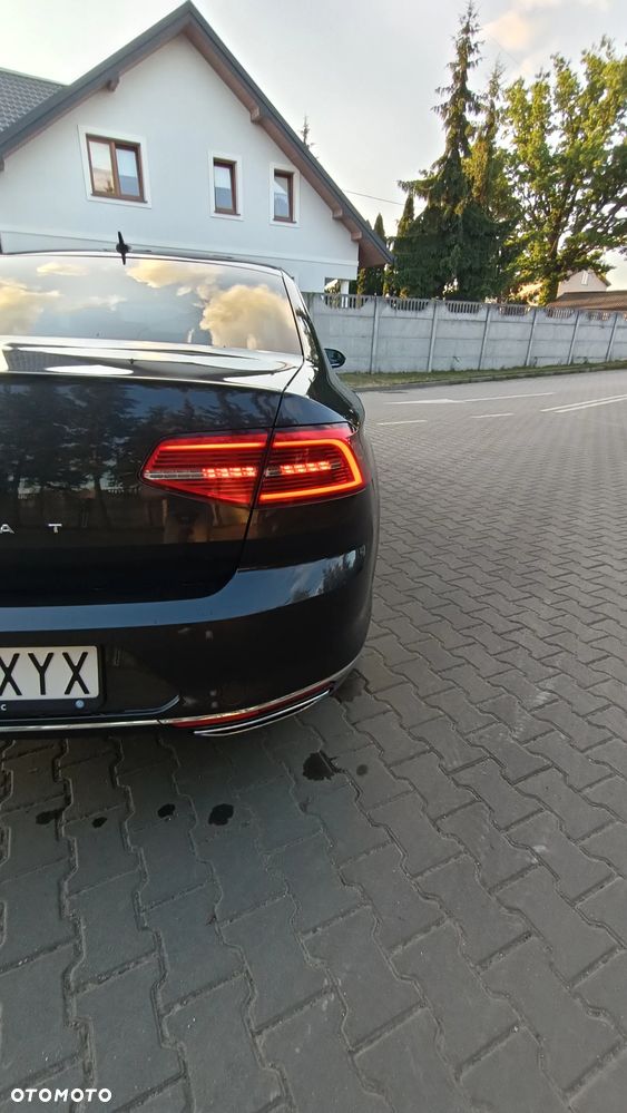 Volkswagen Passat 2.0 TDI BMT Highline - 30