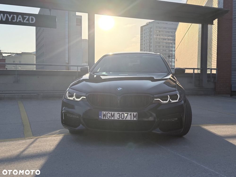 BMW Seria 5 530d xDrive Sport Line - 1