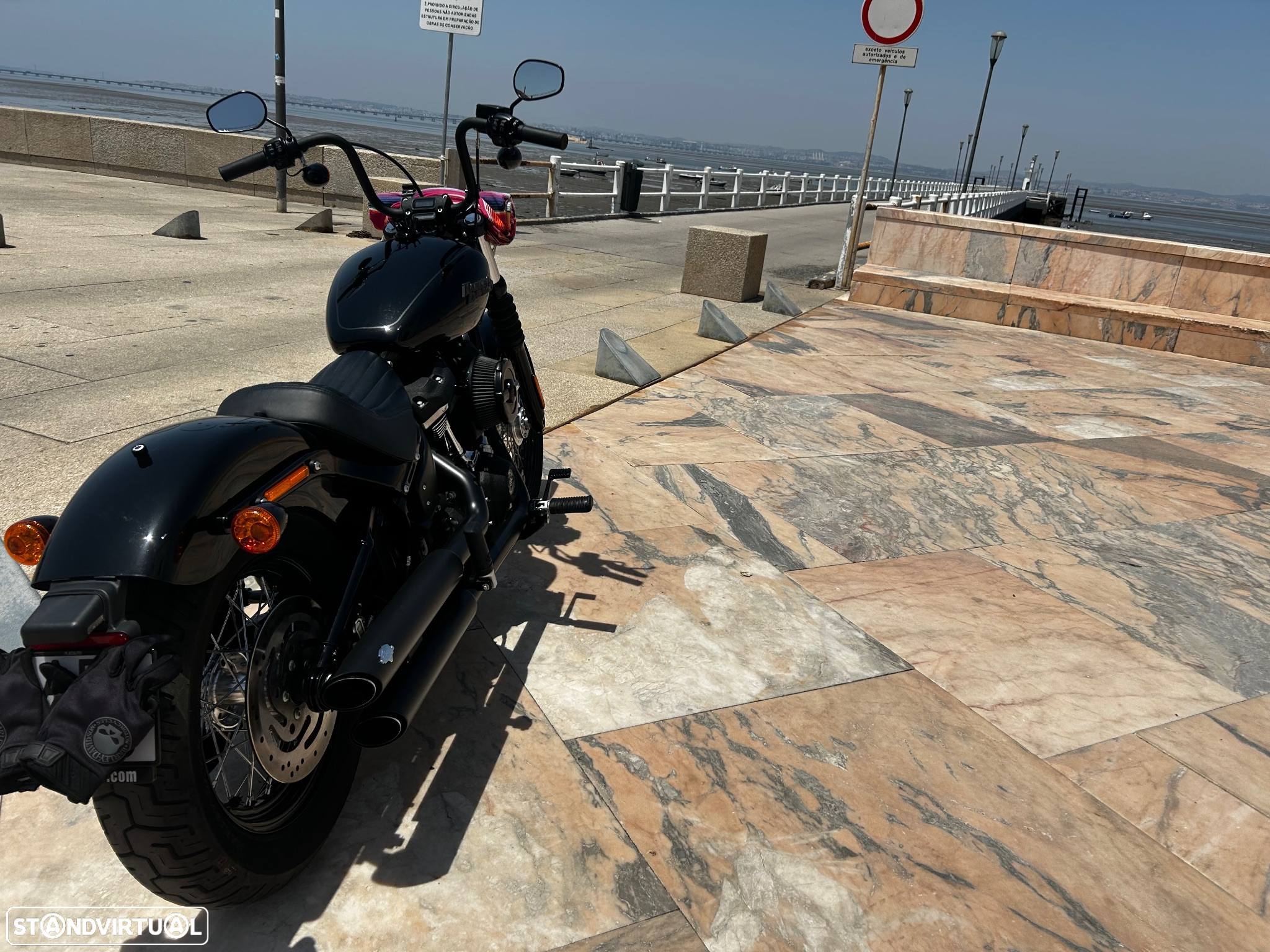 Harley-Davidson Softail Street Bob 2020 - 9