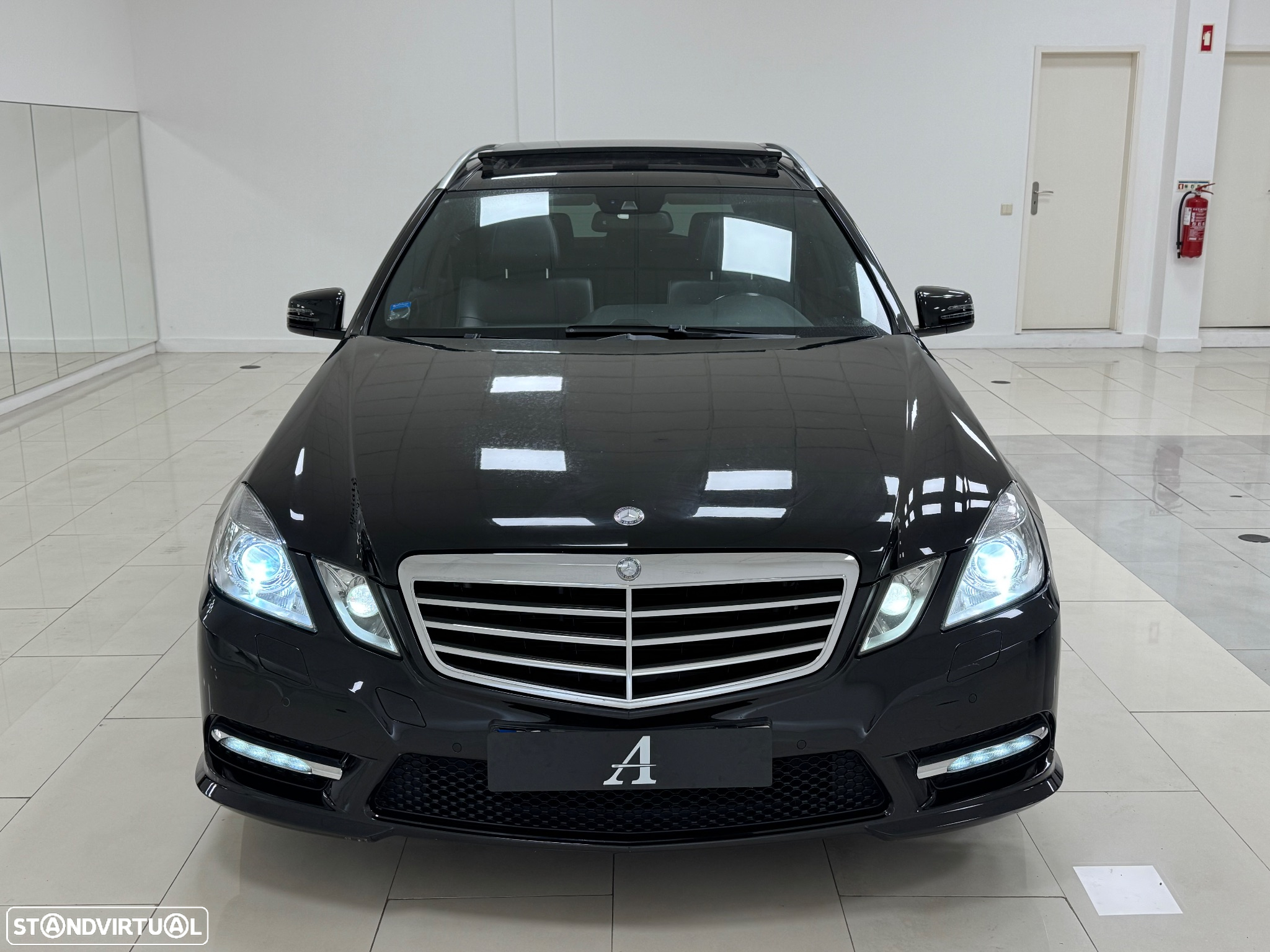 Mercedes-Benz E 300 Bluetec Hybrid Avantgarde - 20
