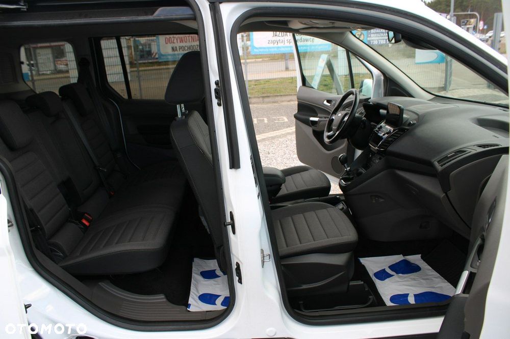 Ford Tourneo Connect - 27