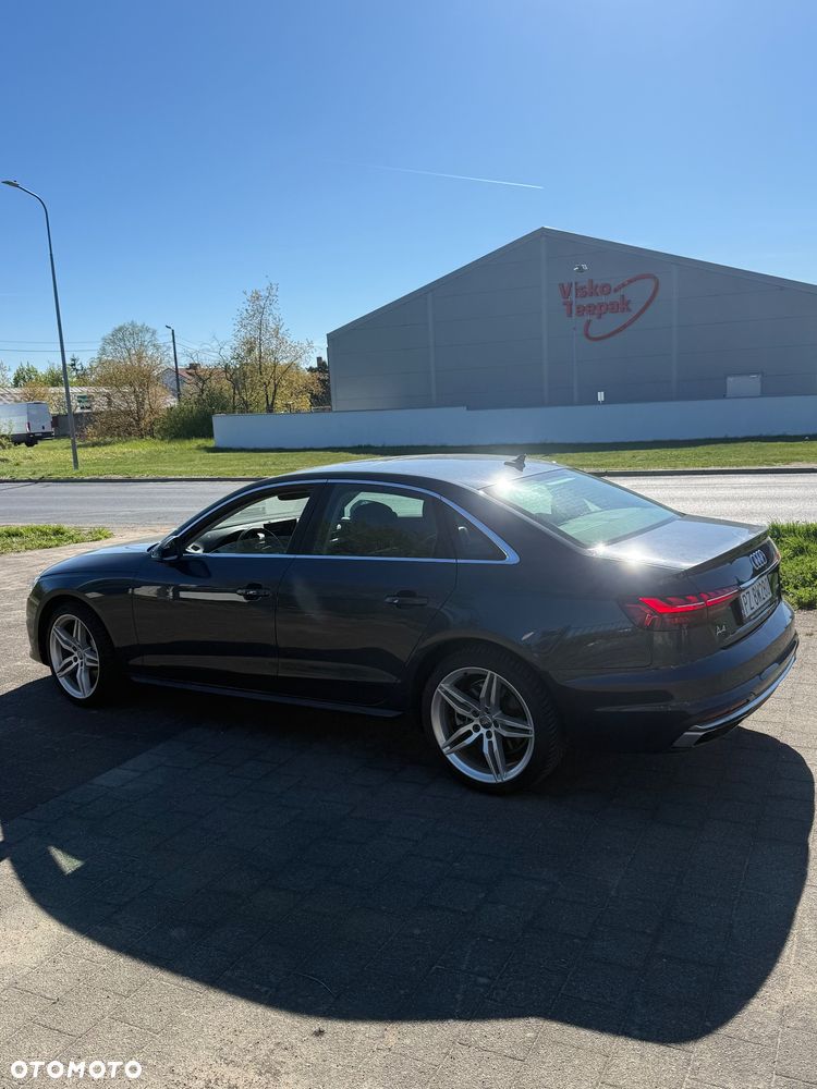 Audi A4 Limousine - 9