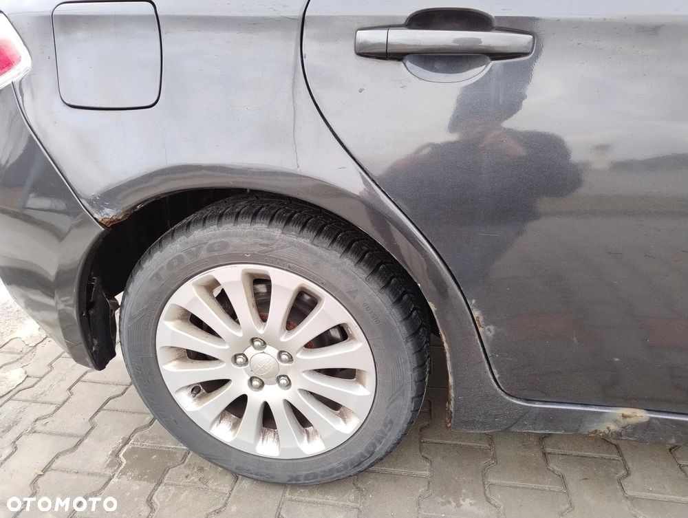 Subaru Impreza 2.0 RA - 9