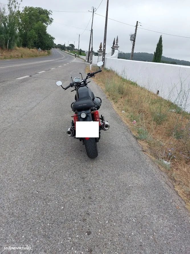 Moto Guzzi V7 - 10