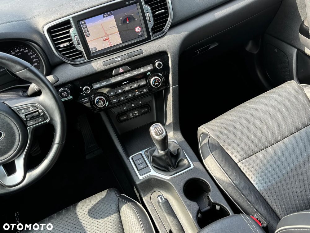 Kia Sportage 1.6 GDI 2WD DREAM-TEAM EDITION - 25