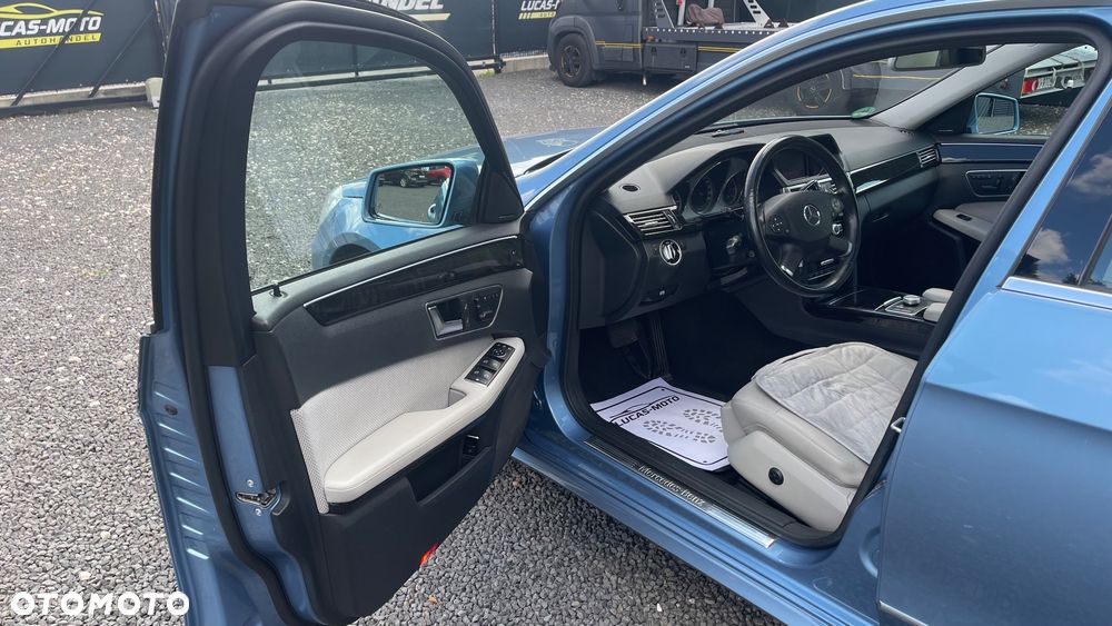 Mercedes-Benz Klasa E 350 CDI 4-Matic BlueEff Elegance - 16