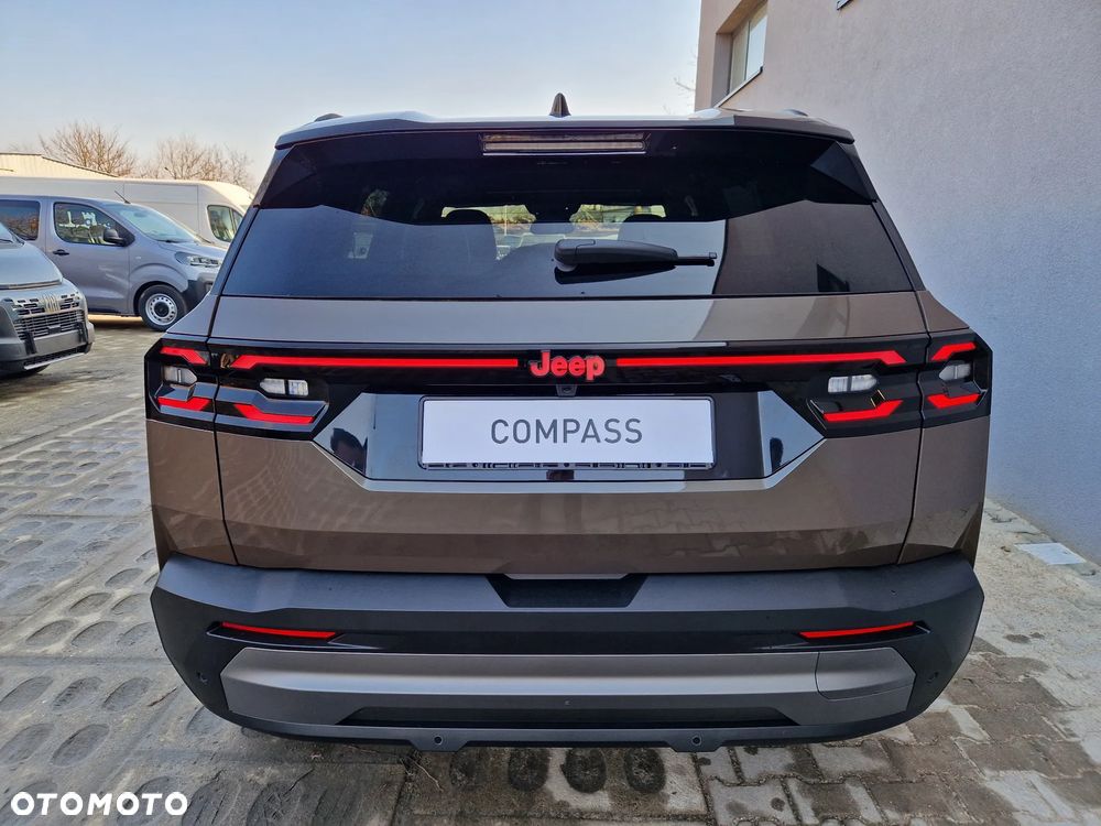 Jeep Compass 1.2 T3 mHEV First Edition FWD DCT - 30