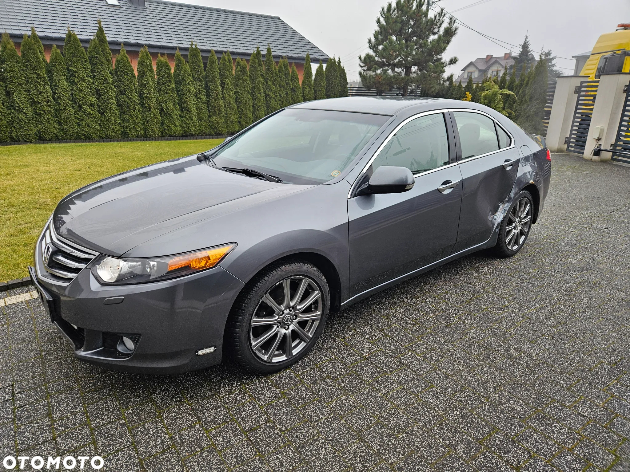 Honda Accord 2.0 Executive - 8