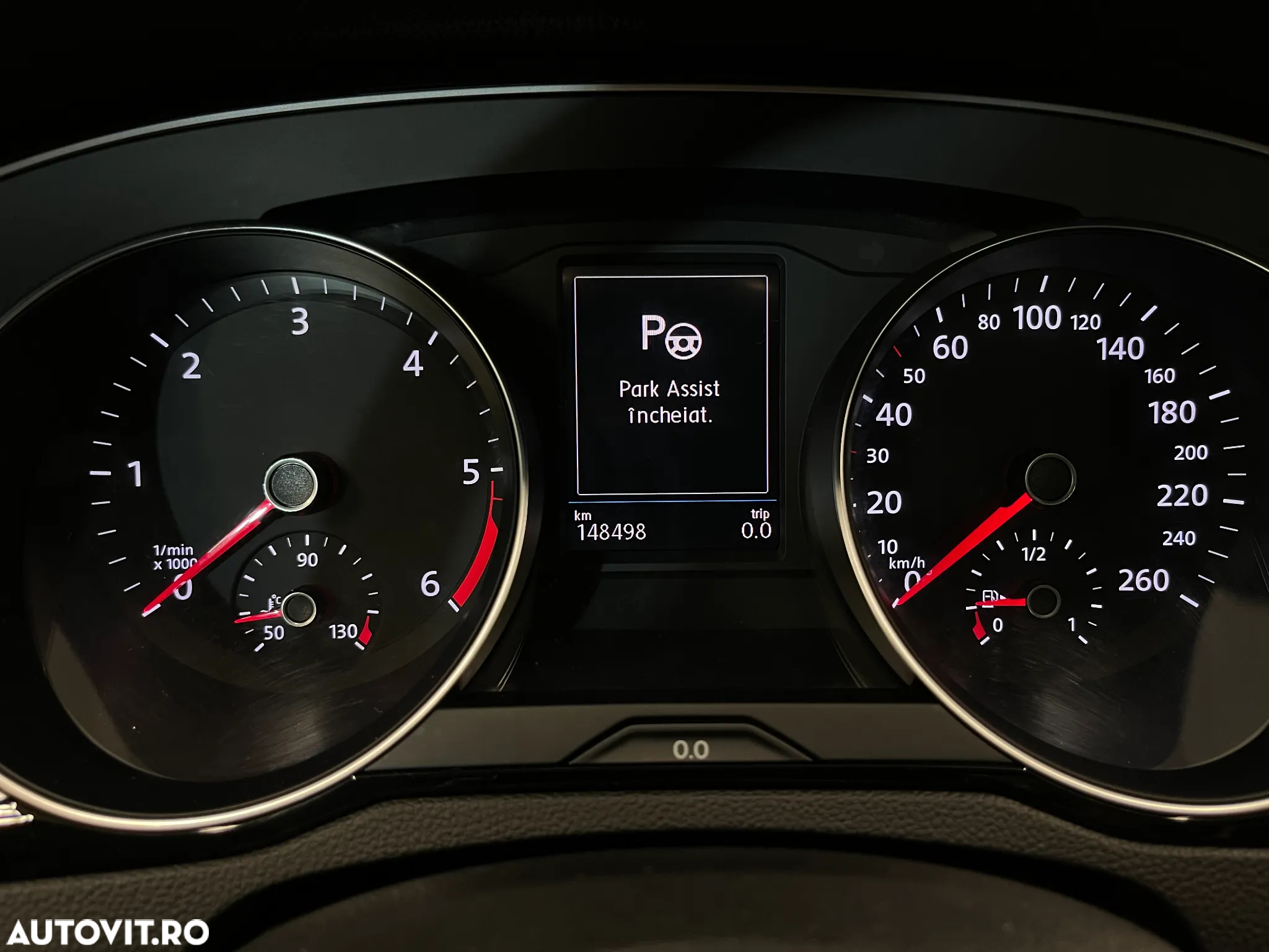 Volkswagen Passat Variant 2.0 TDI DSG Comfortline - 29