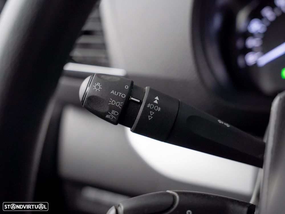 Peugeot Traveller - 15