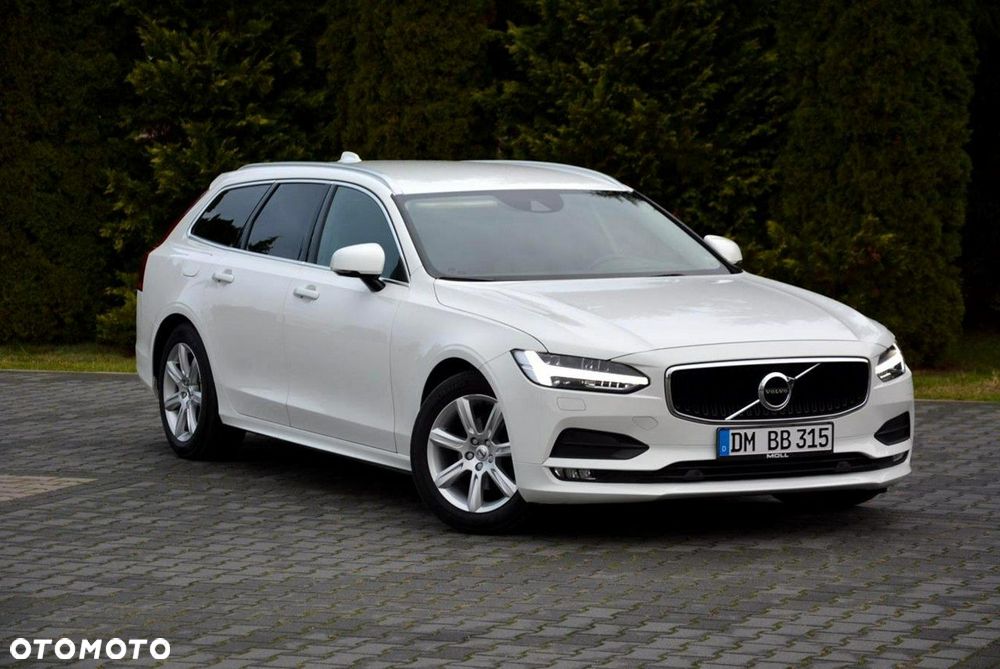 Volvo V90 D3 Momentum Pro - 9
