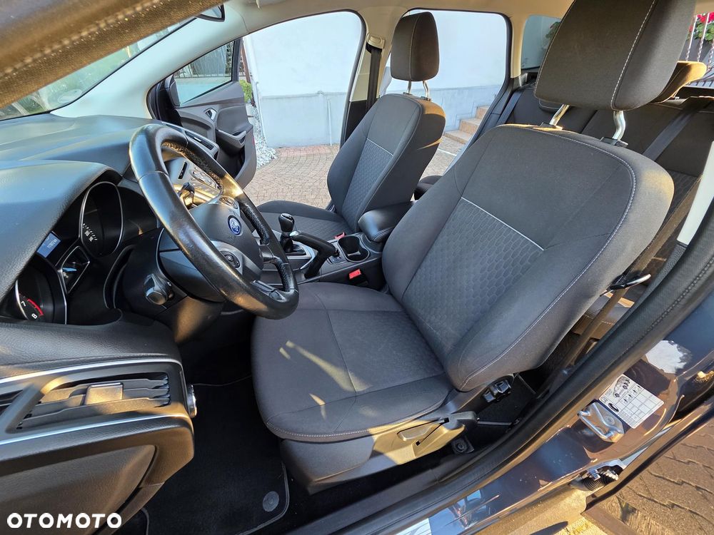 Ford Focus 1.0 EcoBoost Ambiente - 31