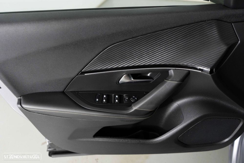 Peugeot 2008 1.2 PureTech GT EAT8 - 25