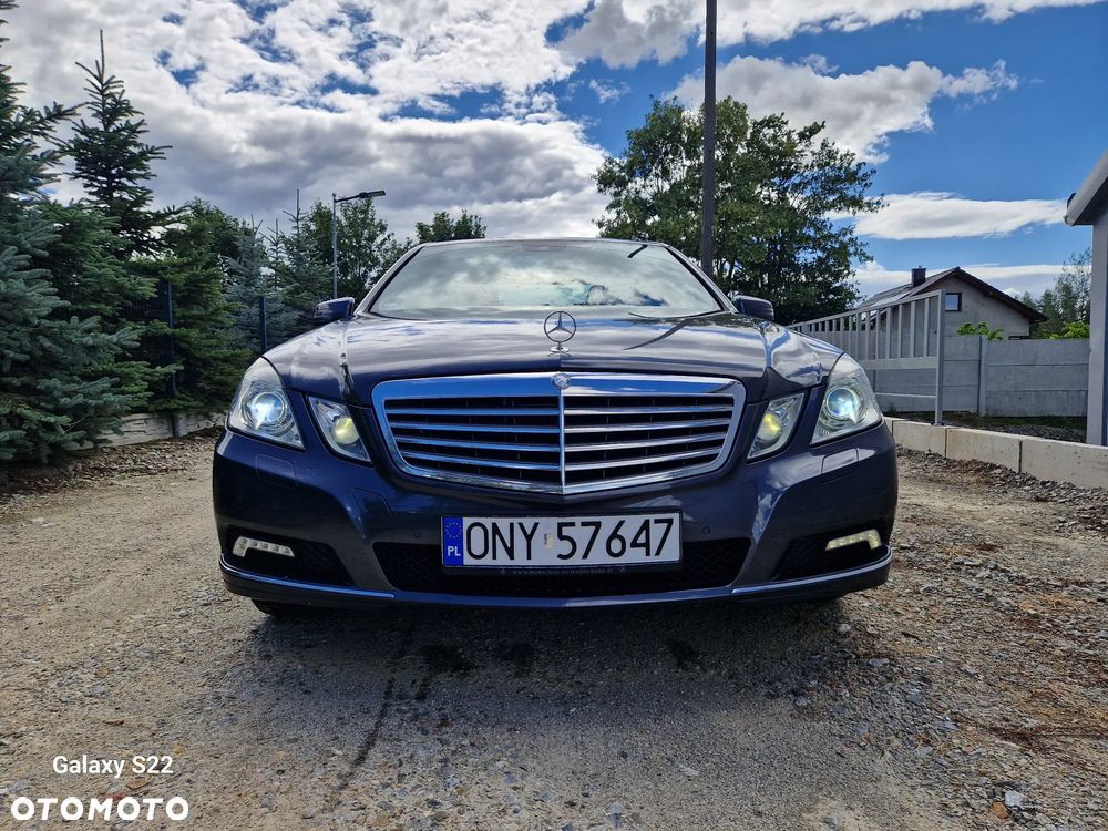 Mercedes-Benz Klasa E 200 BlueEFFICIENCY Elegance - 3