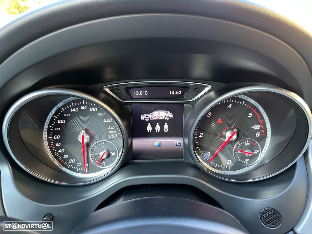 Mercedes-Benz CLA 180 d Shooting Brake AMG Line - 22