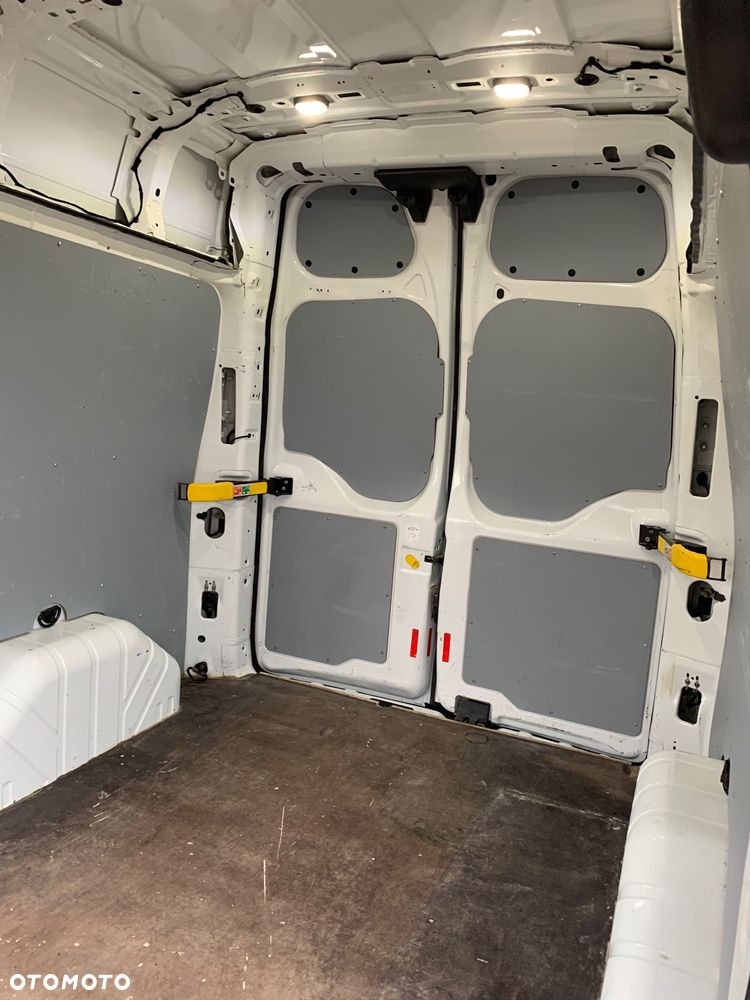 Ford Transit Custom - 14