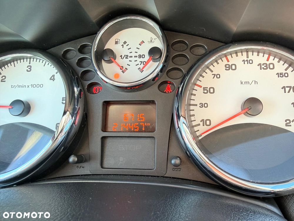 Peugeot 207 1.6 HDi - 22