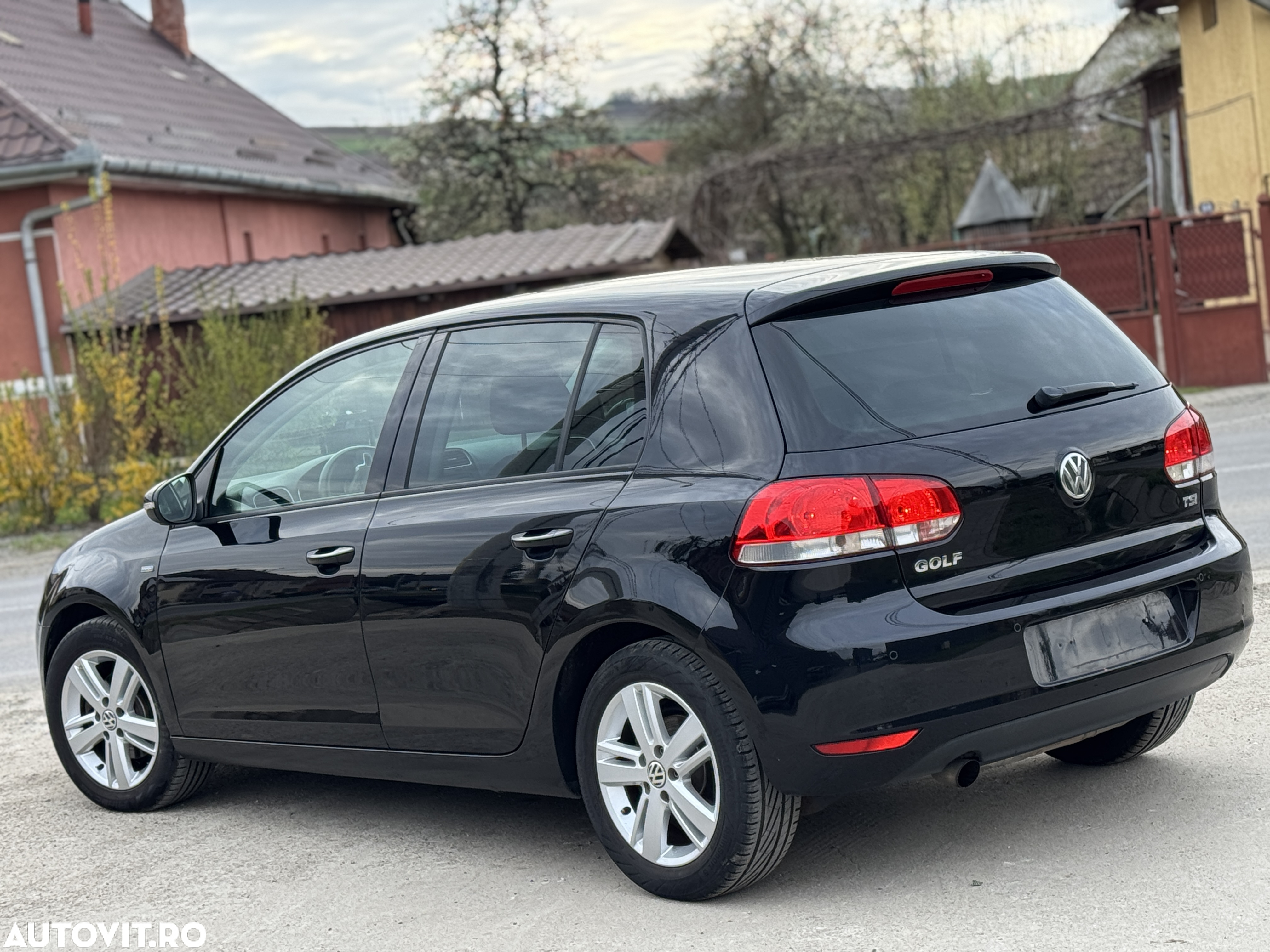 Volkswagen Golf 1.2 TSI DSG MATCH - 4
