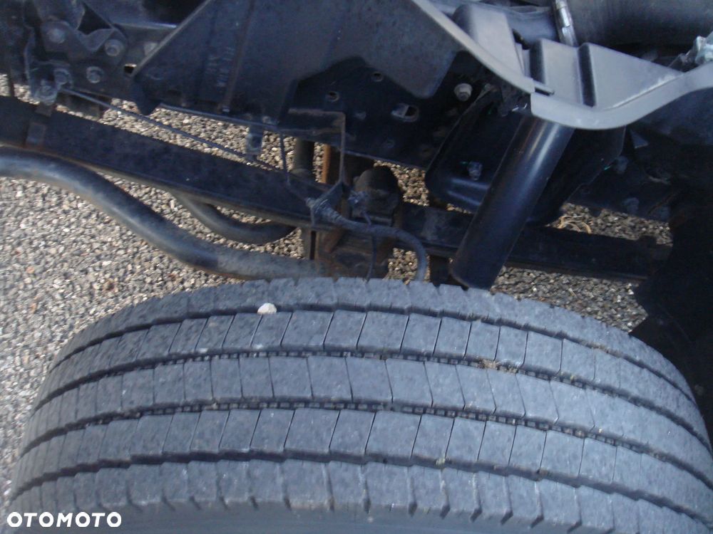 Mitsubishi FUSO CANTER - 29