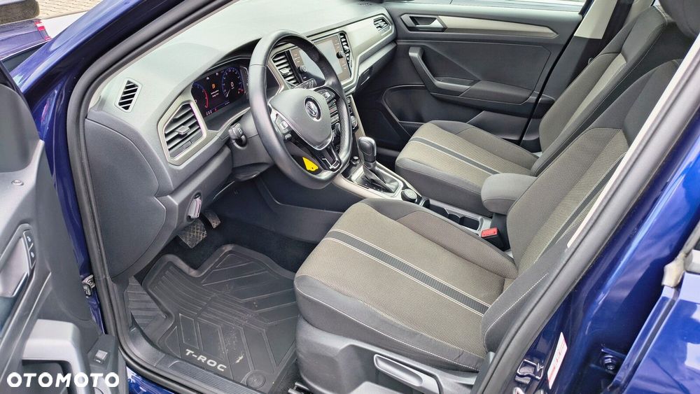 Volkswagen T-Roc - 9
