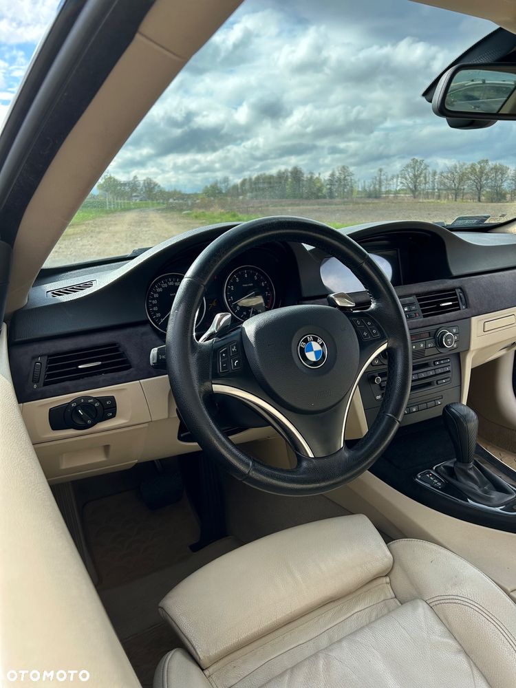 BMW Seria 3 335i - 21