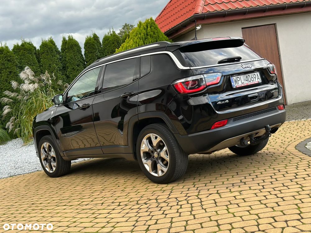 Jeep Compass - 38