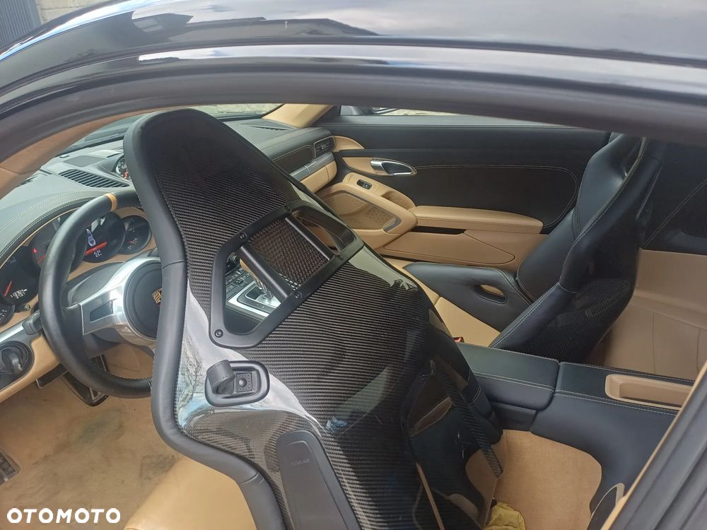 Porsche 911 Carrera 4S PDK - 7