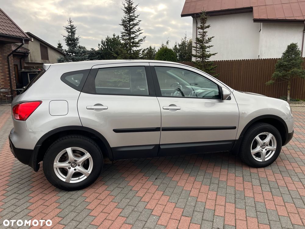 Nissan Qashqai 1.6 visia - 4