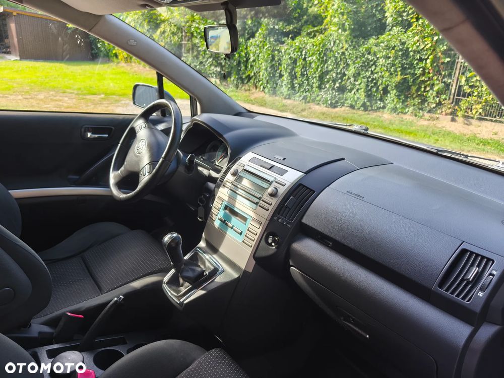 Toyota Corolla Verso 2.2 D-4D Gold + 7os - 5