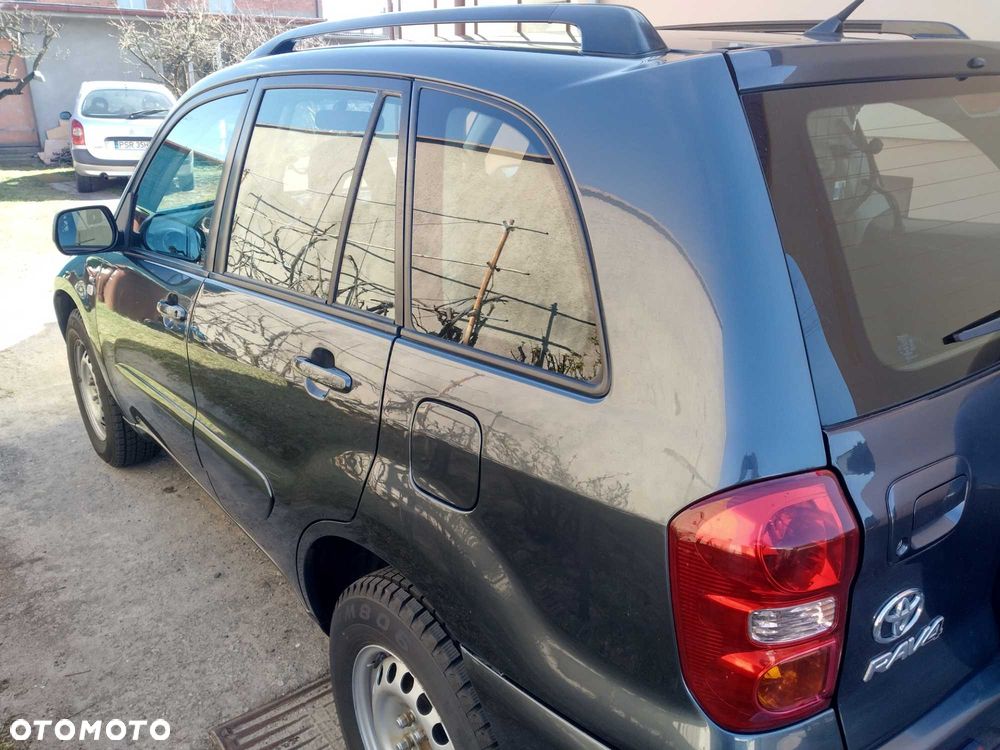 Toyota RAV4 - 5