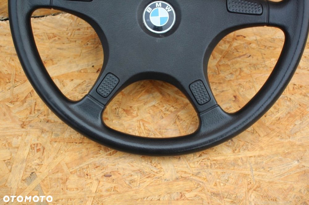 Kierownica BMW e32 e34 oryginalna czteroramienna 1152896 - 4