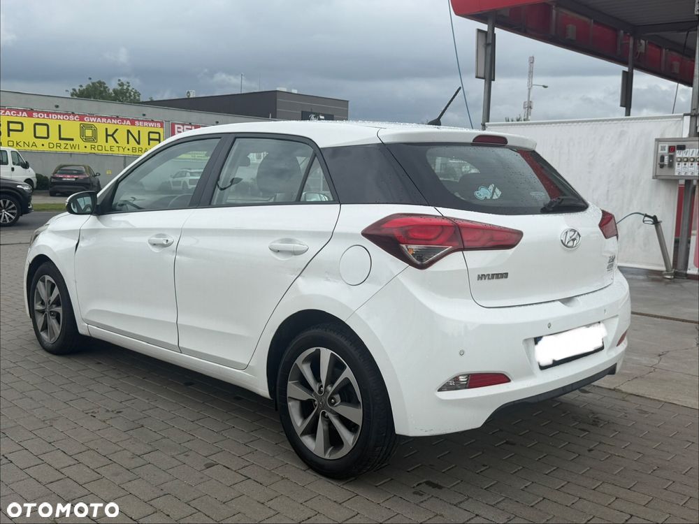 Hyundai i20 1.1 CRDi Trend - 5