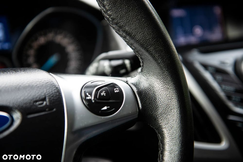Ford Focus 1.0 EcoBoost Edition - 28