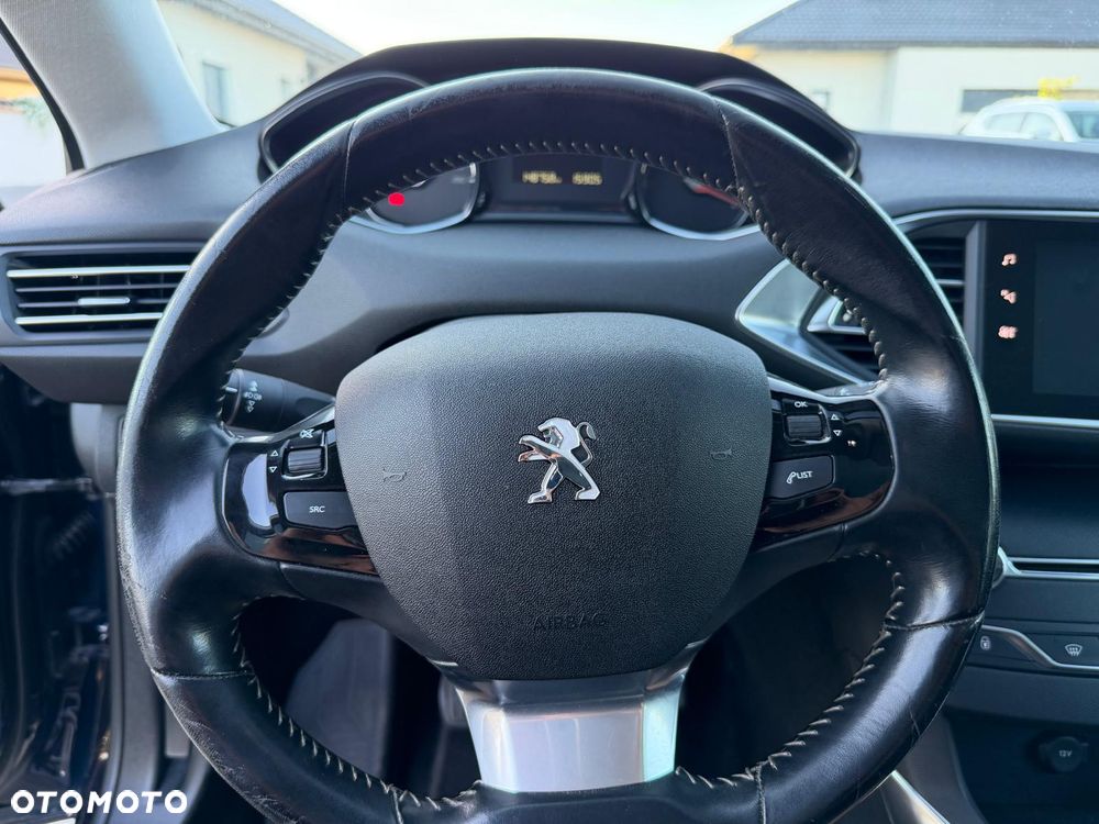 Peugeot 308 BlueHDi FAP 130 Stop & Start Allure Pack - 10