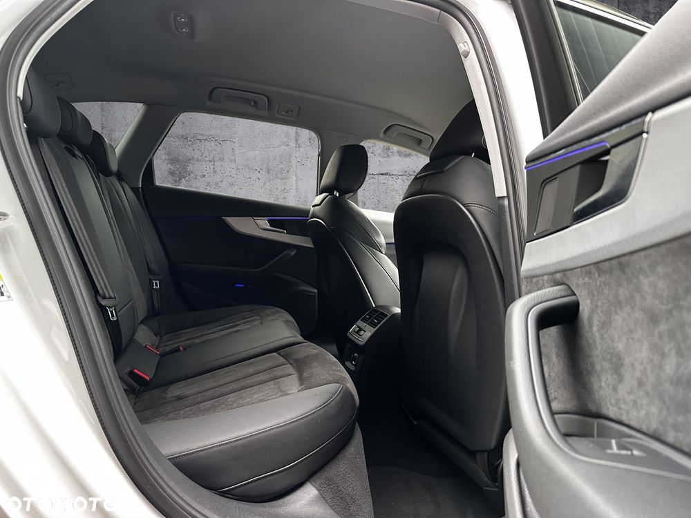 Audi A4 Avant 40 TDI quattro S tronic S line - 17