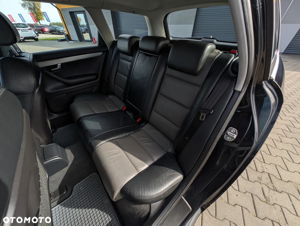Audi A4 Avant 3.0 TDI quattro - 38