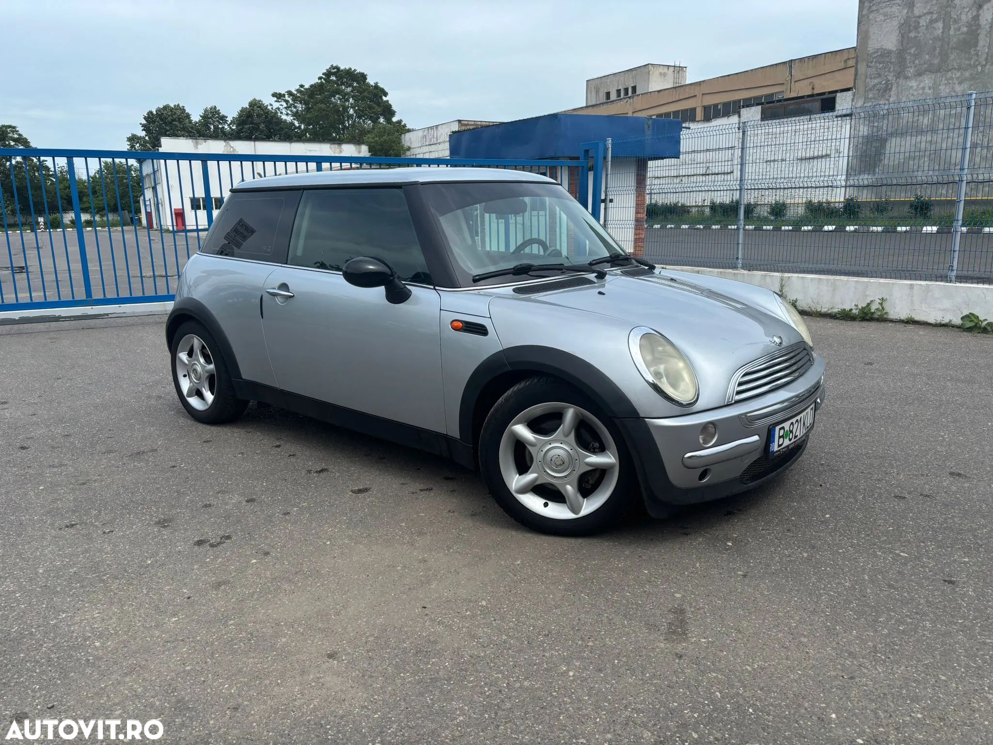 Mini Cooper - 1
