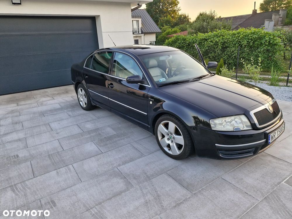 Skoda Superb 2.8 V6 Prestige Plus - 8