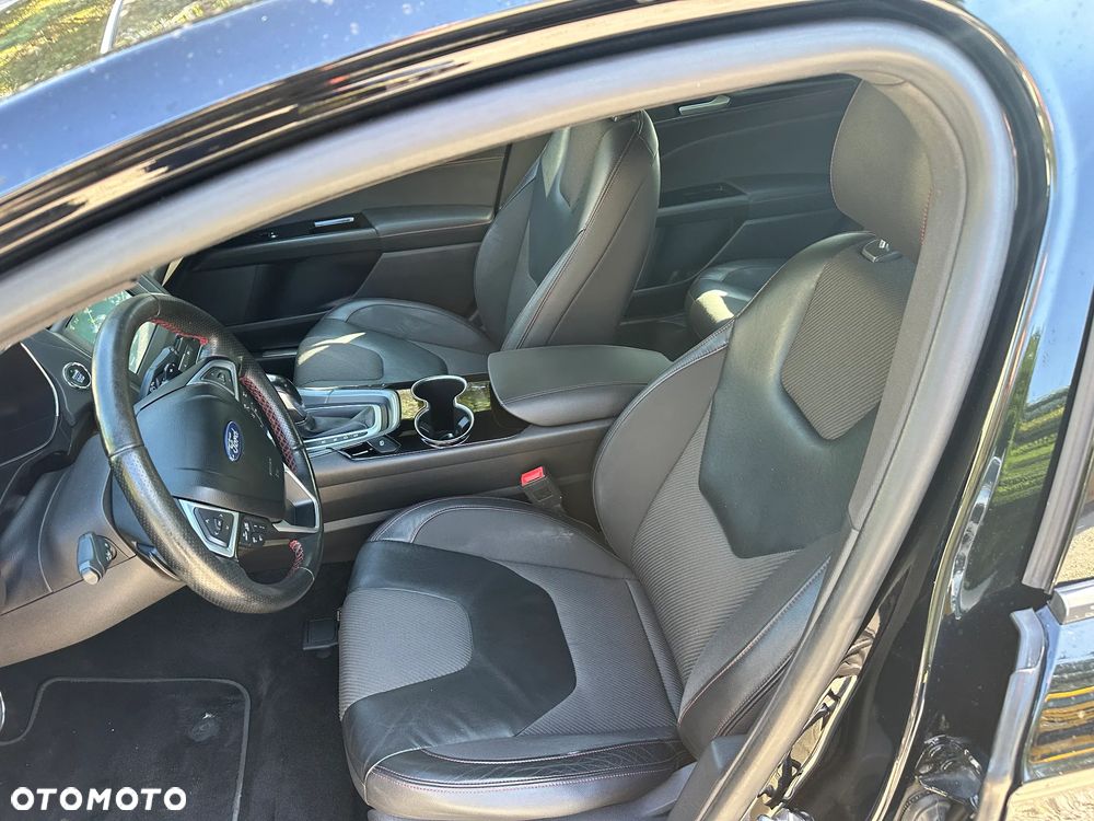 Ford Mondeo - 13