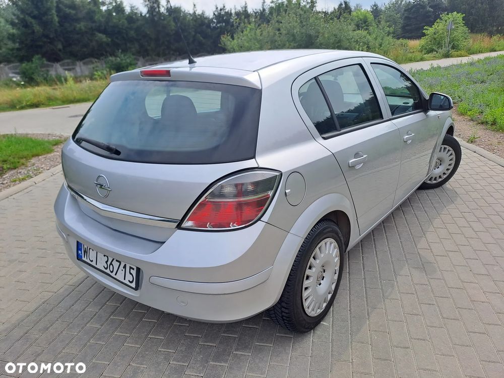Opel Astra 1.6 Enjoy EU6 - 4