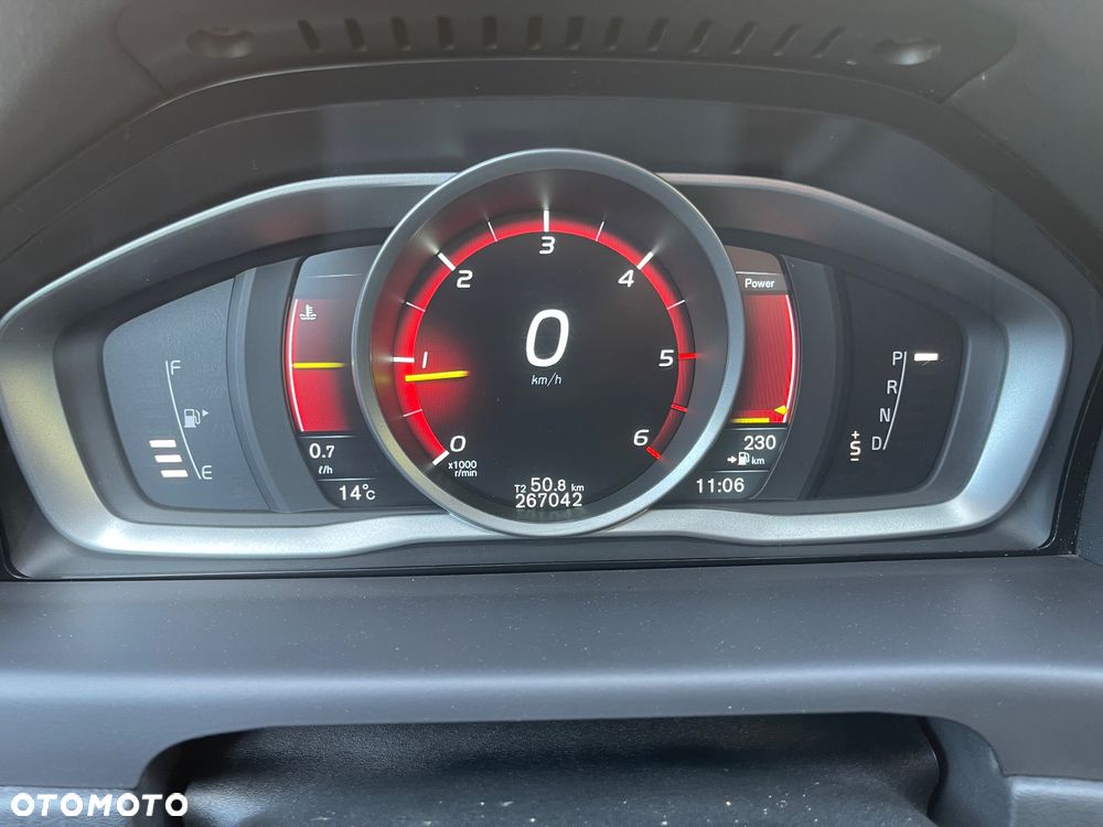 Volvo V70 D4 Geartronic Momentum - 19
