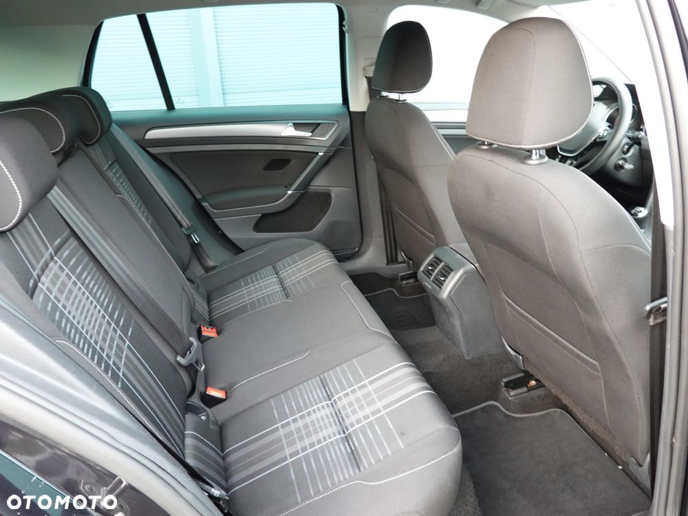 Volkswagen Golf 1.4 TSI BlueMotion Technology Lounge - 17