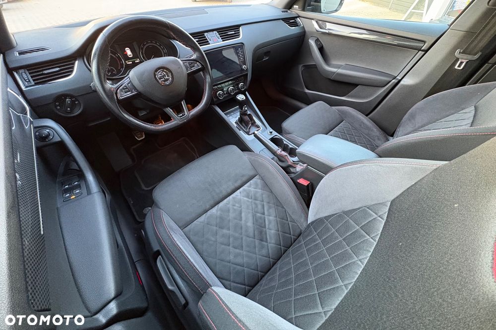 Skoda Octavia 2.0 TSI RS 230 - 7