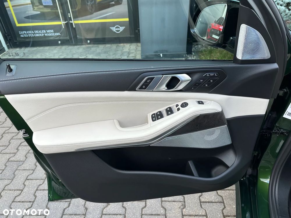 BMW X7 M60i xDrive mHEV sport - 13