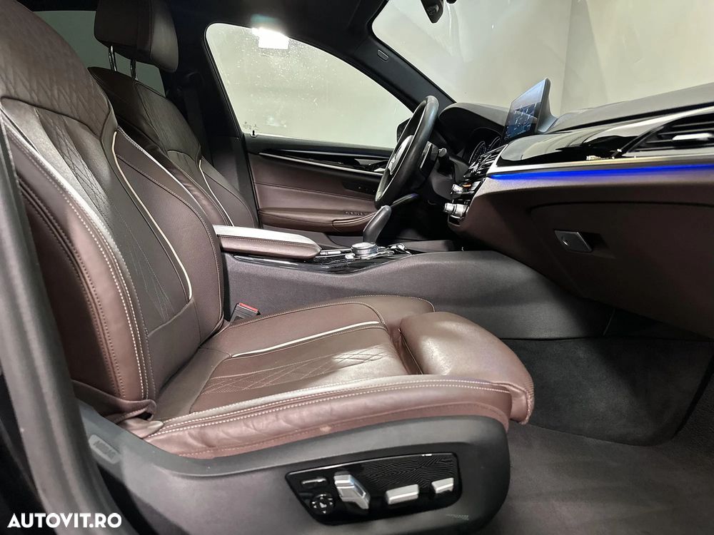BMW Seria 5 530d xDrive AT - 11