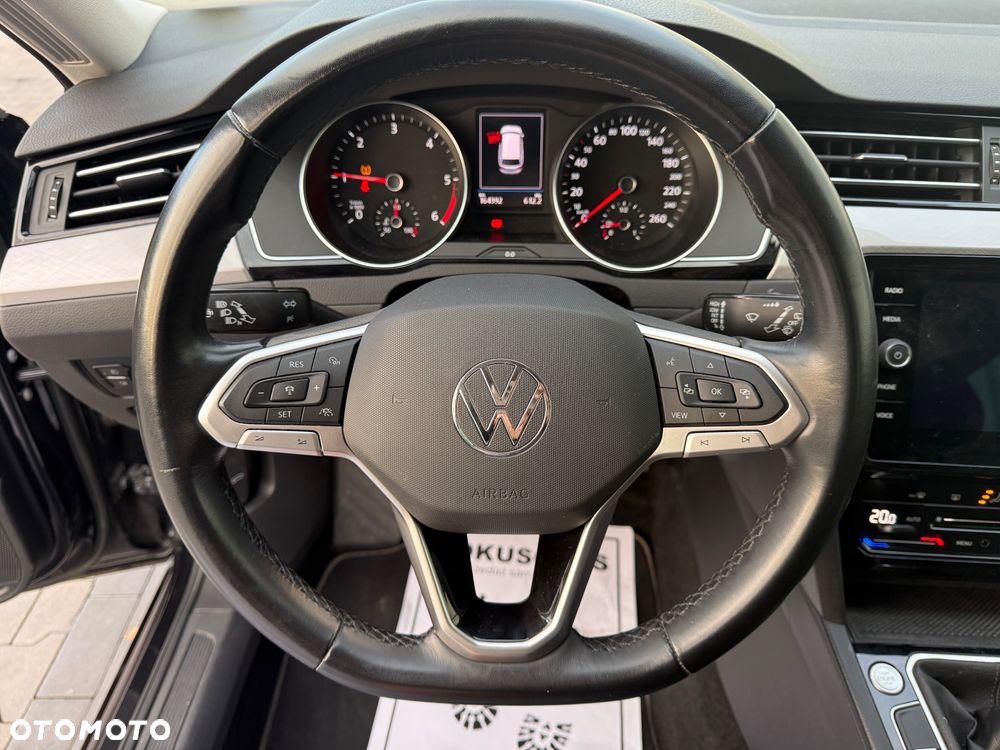 Volkswagen Passat 2.0 TDI EVO Business - 33