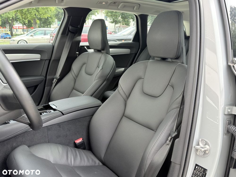 Volvo V90 - 24