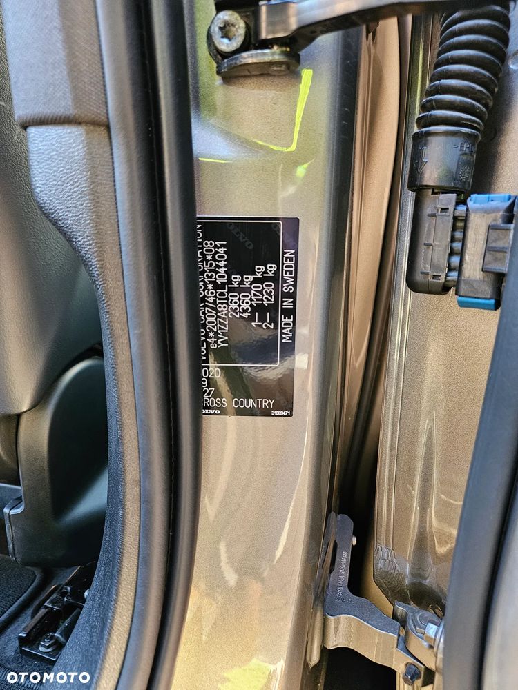 Volvo V60 Cross Country D4 AWD - 16